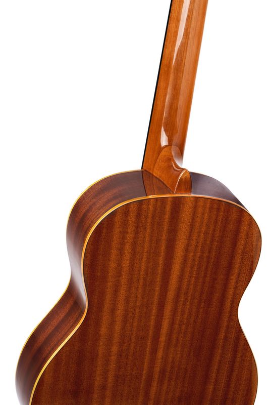 Ortega R121G Klassisk gitar 4/4 Size, Gloss finish