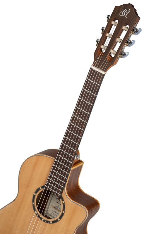 Ortega RCE125-3/4 Klassisk gitar 3/4 Size, med mik, Thin, Slim Neck