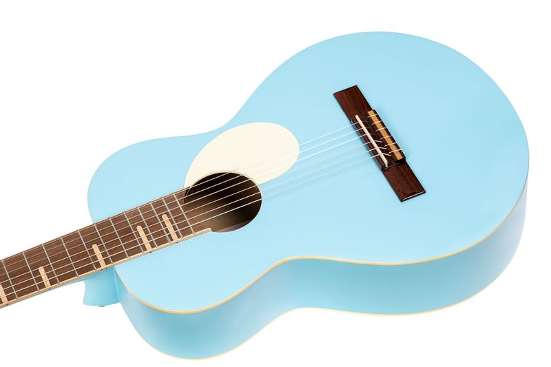 Ortega RGA-SKY Klassisk gitar Parlor body, Gaucho, Sky Blue