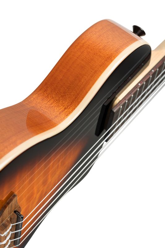 Ortega NEO-U-TSB Tenor ukulele med mik, Solid body
