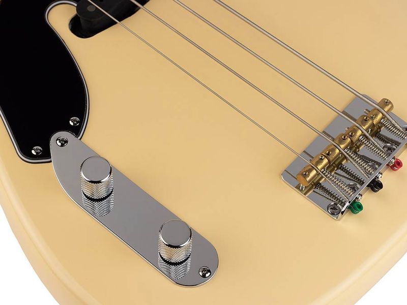 Sire D5 Series Marcus Miller Lefty Alder 4-string Passive Bass Guitar Vintage White