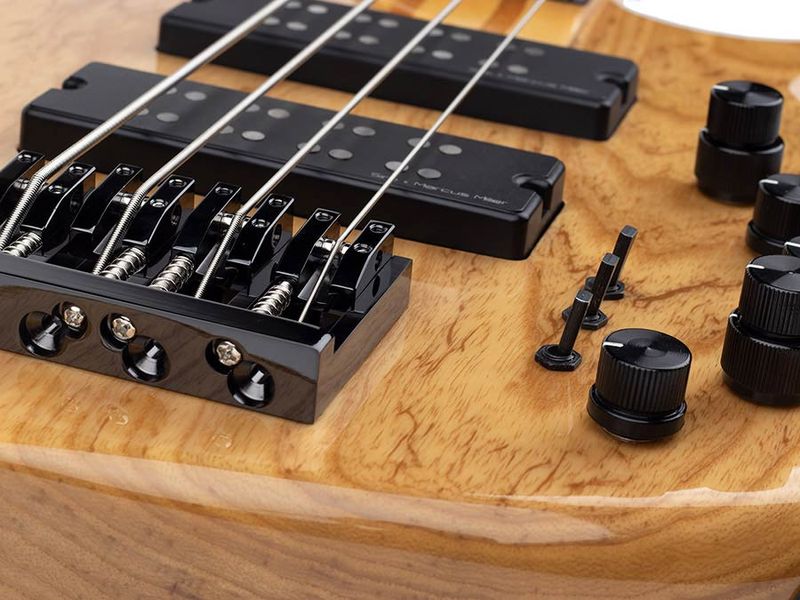 Sire M5 Series Marcus Miller Swamp Ash 4-string Bass Guitar Natural