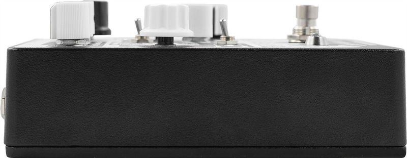 EarthQuaker Devices Data Corrupter Modulated Monophonic Harmonizing