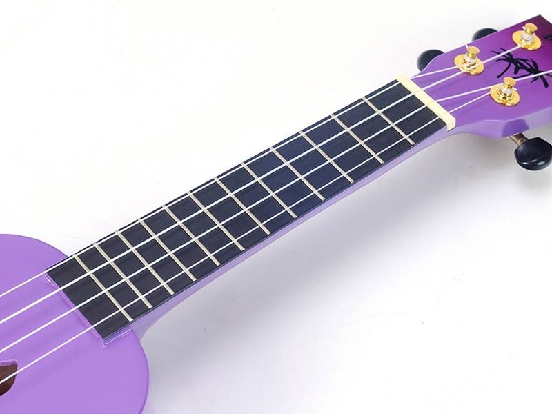 Mahalo Designer Series, soprano ukulele HAWAII, purple burst, with bag
