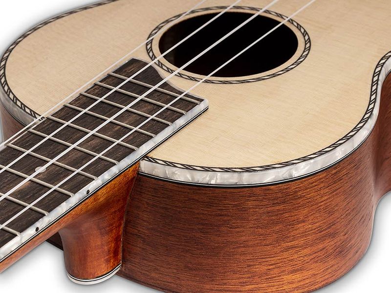 Mahalo Pearl Series, solid top tenor ukulele, with MEQ2 9v preamp, natural, with bag