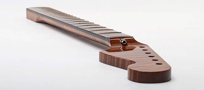 Allparts Select ltd VIN-MOD Deluxe neck for Jazzmaster, AAA+ roasted flamed maple,  bound w. block inlays, poly finish