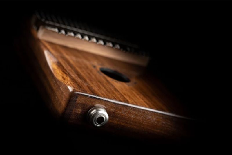 Ortega OKB1E Solid Acacia m/pickup