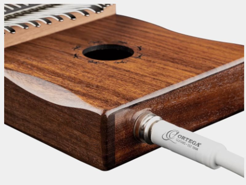 Ortega OKB1E Solid Acacia m/pickup