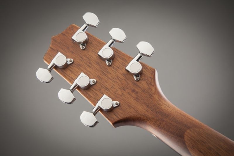 Takamine GN20CE-NS